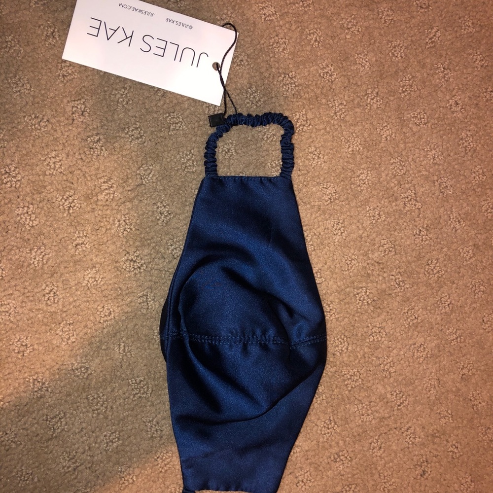 NWT Jules Kae 100% Satin Mask